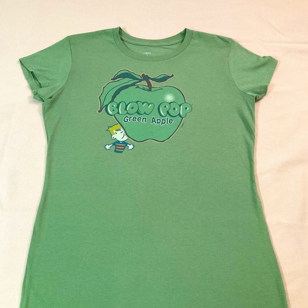 Satisfy Your Style Sweet Tooth with Blow Pop Green Apple Graphic Tee- Size Large